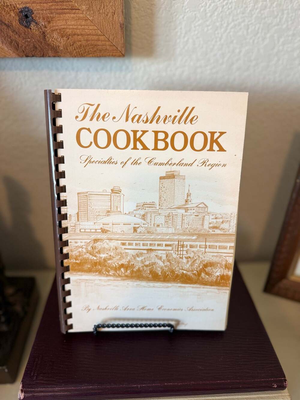 Vintage 1993 Nashville Cookbook Second Edition Southern Recipes Tennessee